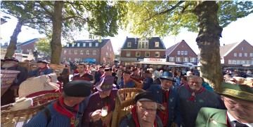 Mittendrin auf dem Marktplatz 2